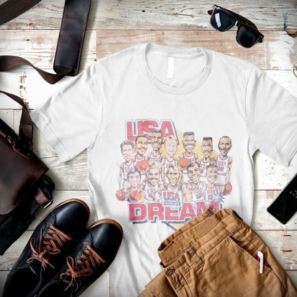Vintage 1922 USA Dream Team Shirt, Basketball Olympics Shirt, Unisex T-Shirt Swe - Picture 2 of 2